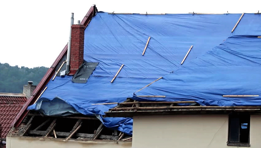 How Long Can You Leave A Tarp On A Roof