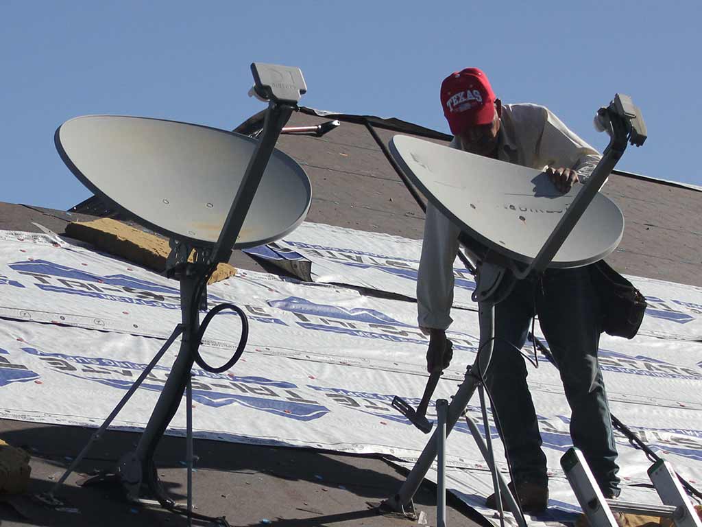 remove satellite dish from roof cost